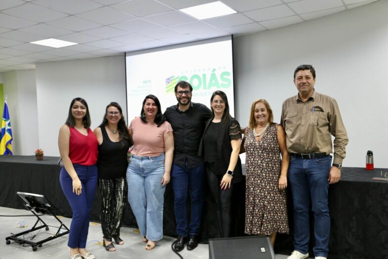 Audiência Pública na Escola do Futuro de Valparaíso Aborda Plano Diretor da Educação Superior e Passe Estudantil