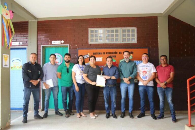 Leia mais sobre o artigo Reforma da Escola Municipal Madre Paulina Anunciada pela Secretaria de Educação de Valparaíso de Goiás