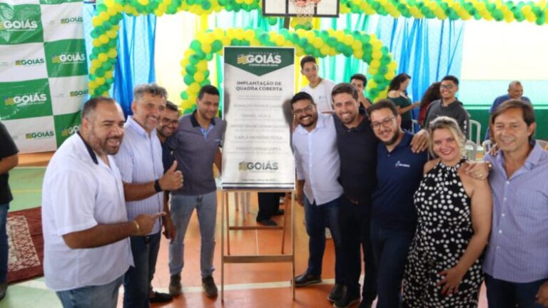 Leia mais sobre o artigo Quadra Poliesportiva do CEPI Desembargador Dilermando Meireles é Inaugurada em Parceria com o Governo Municipal de Valparaíso de Goiás
