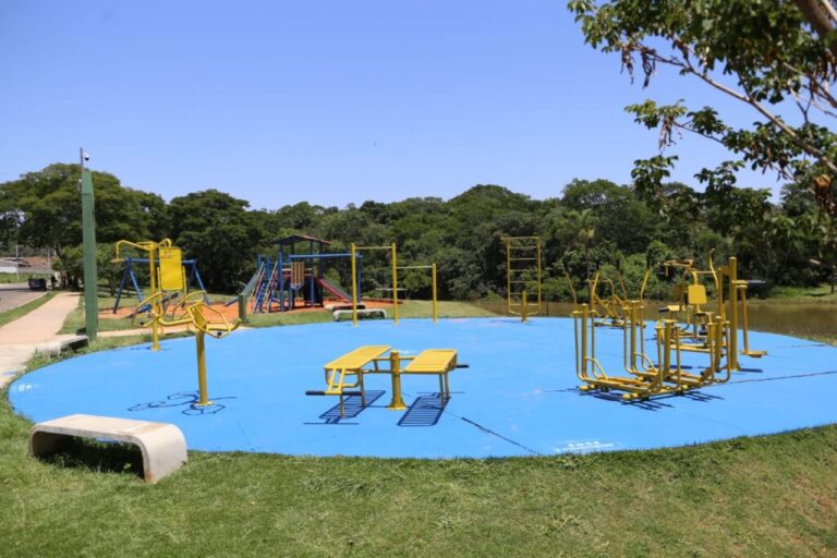 Revitalização do Parquinho e Academia ao Ar Livre no Parque Ecológico de Valparaíso Proporciona Mais Bem-Estar e Diversão