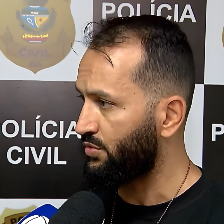 Leia mais sobre o artigo Polícia Efetua Prisão Bem-sucedida de Mulher Suspeita de Homicídio em Luziânia: Atuação Rápida Após Desentendimento e Agressão ao Filho