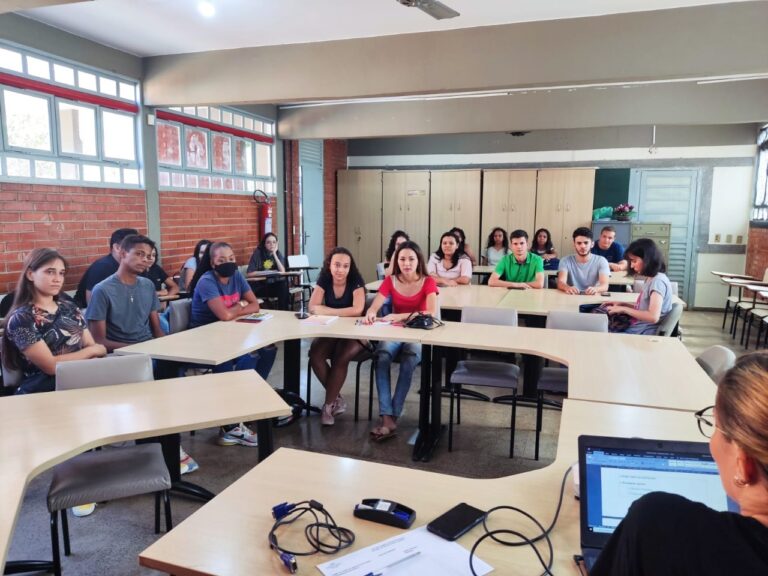 Pronatec Disponibiliza 220 Vagas para Qualificação Profissional em Quatro Municípios