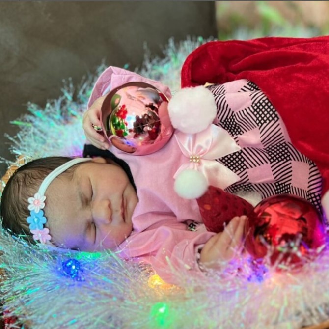 Momento Mágico: Maternidade em Luziânia Promove Sessão de Fotos Especial de Natal para Recém-Nascidos