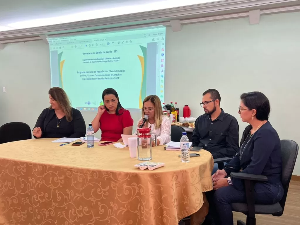 No momento, você está visualizando Luziânia Sedia Reunião Intersecretarial de Secretários Municipais de Saúde para Aprimorar Serviços de Saúde