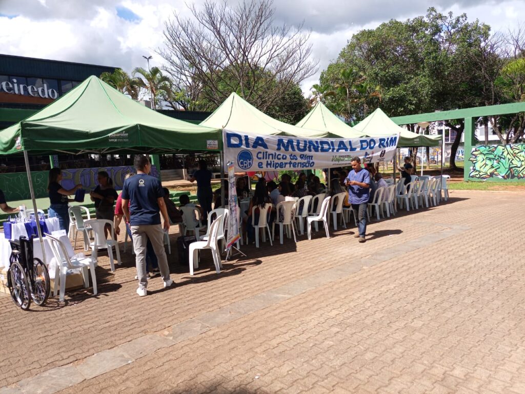 Clínica do Rim e Hipertensão Realiza Ação em Parceria com a Secretaria Municipal de Saúde em Comemoração ao Dia Mundial do Rim