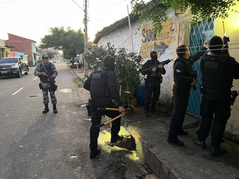 Polícia Civil Desmantela Casa Usada por Facção Criminosa para Tortura e Assassinato