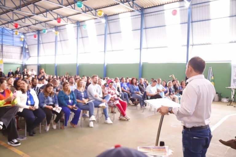 Governo Municipal Revitaliza e Inaugura Escola Cora Coralina, no Céu Azul: Um Marco na Educação de Valparaíso de Goiás