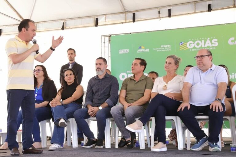 Governo de Goiás e Prefeitura de Valparaíso Entregam 400 Unidades Habitacionais no Parque Esplanada III