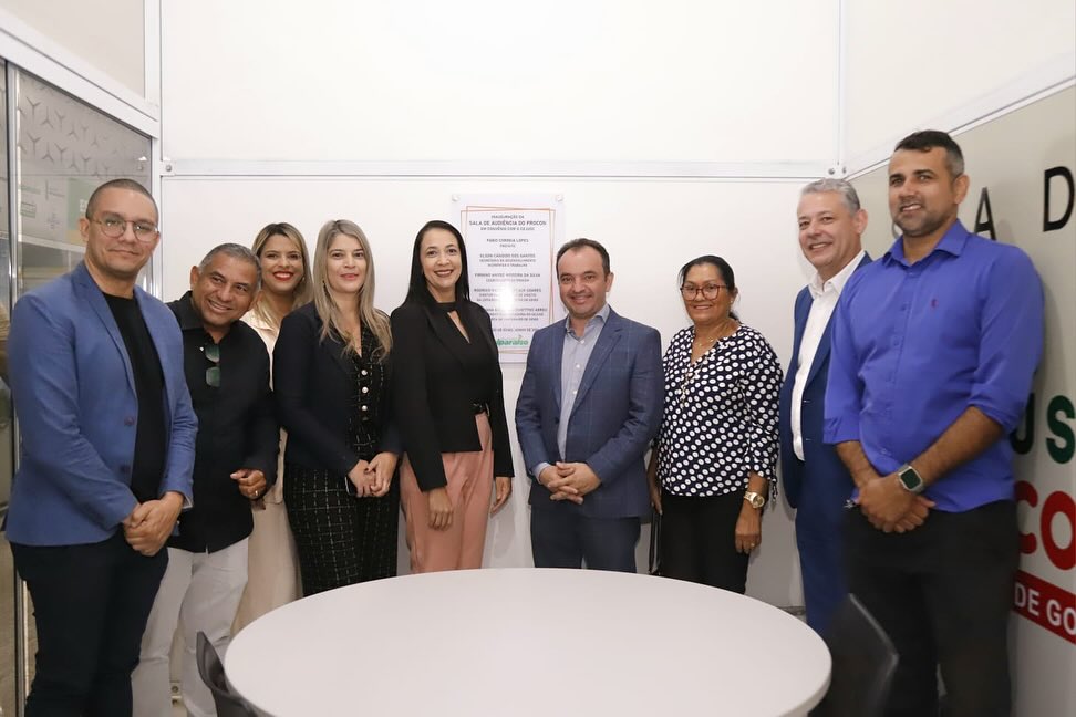 Prefeito de Valparaíso Inaugura Sala de Audiência do Procon na Secretaria de Desenvolvimento Econômico e Trabalho