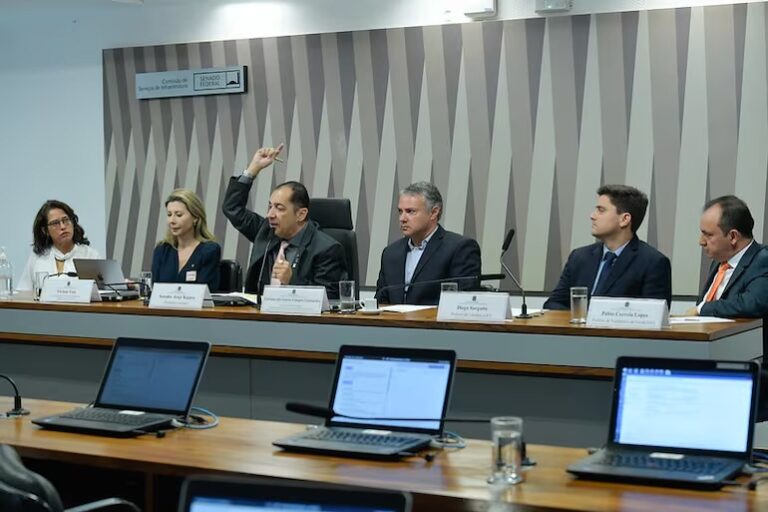 Governo Pede Gestão Integrada entre DF, Goiás e União para Viabilizar BRT até Luziânia