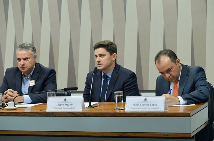 “BRT de Santa Maria até Luziânia finalmente sairá do papel”, afirma Sorgatto em audiência pública no Senado