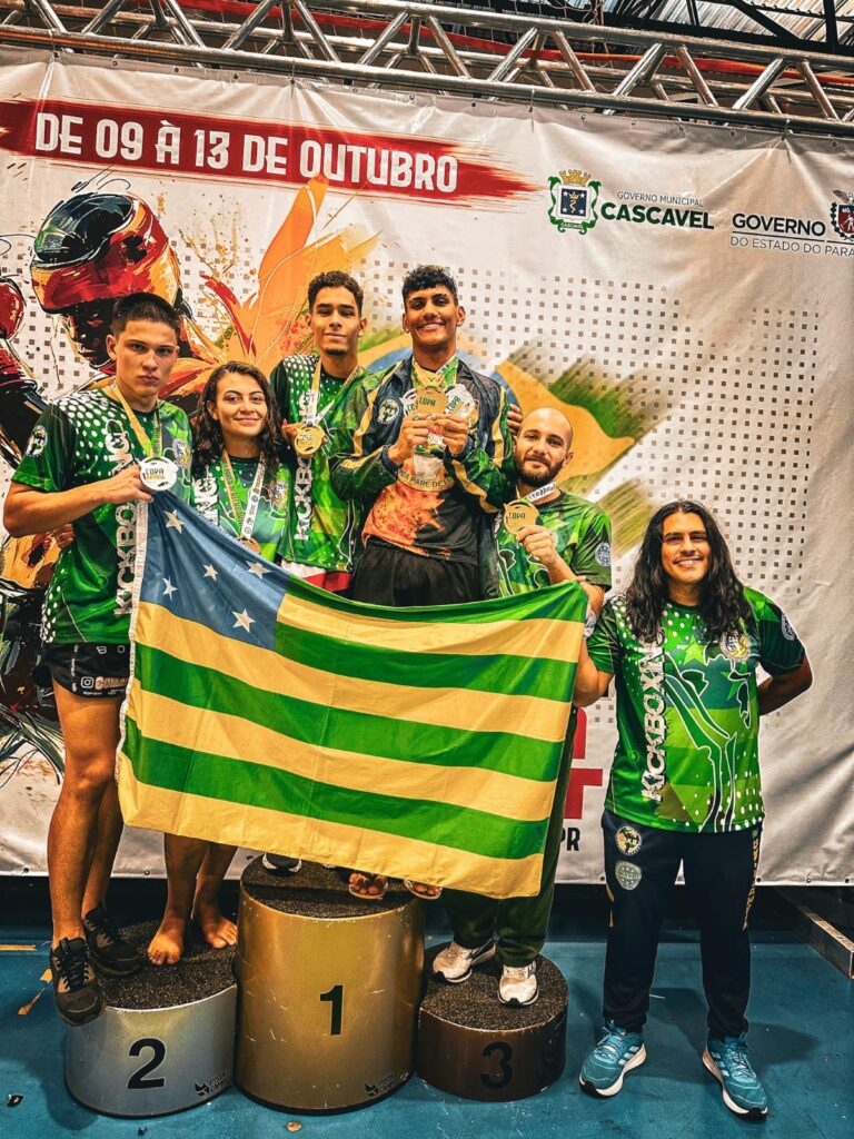 Atleta de Valparaíso de Goiás se destaca em campeonatos nacionais de Kickboxing