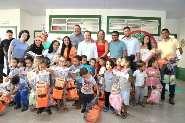 Natal do Bem Distribui Brinquedos e Espalha Alegria em Valparaíso de Goiás