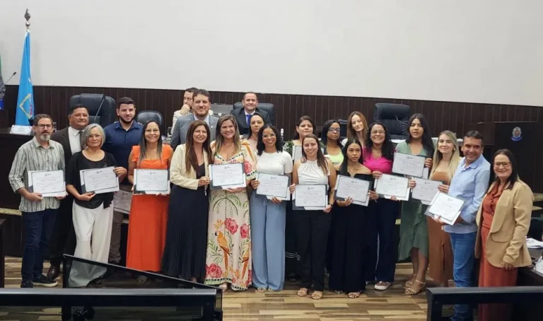 Dra. Claese homenageia Equipe de Atendimento Domiciliar por serviços humanizados