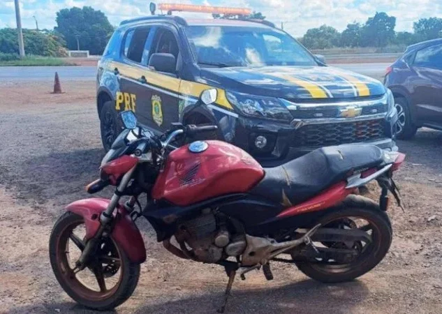 Pai e filho são presos por estelionato em blitz na BR-040