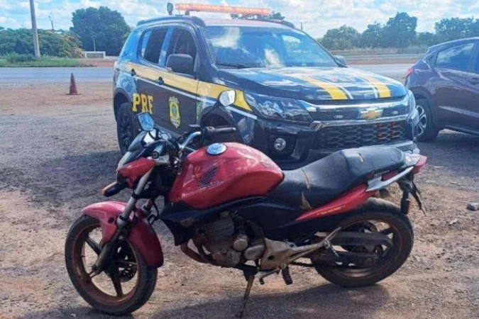 Pai e filho são presos por estelionato em blitz na BR-040