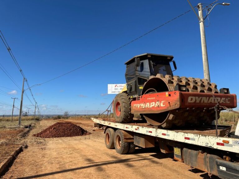 Valparaíso inicia pavimentação da marginal da BR-040 para desafogar tráfego