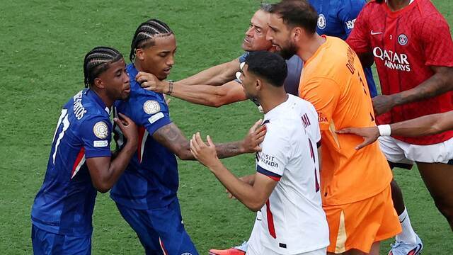Leia mais sobre o artigo Mundial de Clubes: Chelsea goleia PSG no 1º tempo e conquista o título