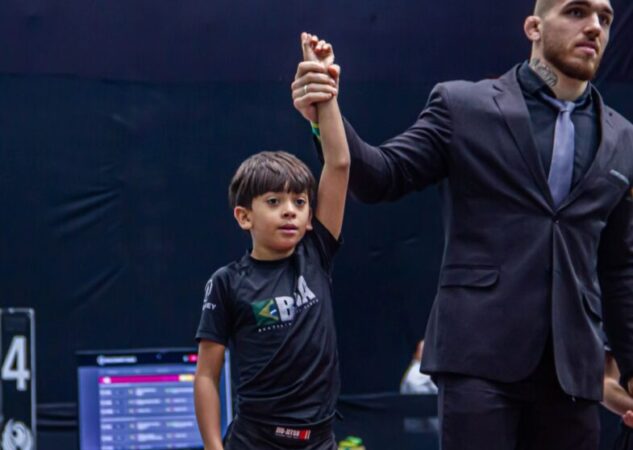 Atleta de Valparaíso conquista prata e bronze no Brasileiro Kids de Jiu-Jitsu