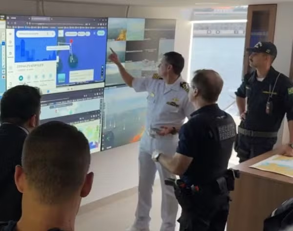 Leia mais sobre o artigo Receita Federal retém R$ 240 mi em combustíveis de dois navios na Operação Cadeia de Carbono