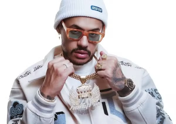 Leia mais sobre o artigo Rapper Hungria é internado em Brasília por suspeita de bebida adulterada