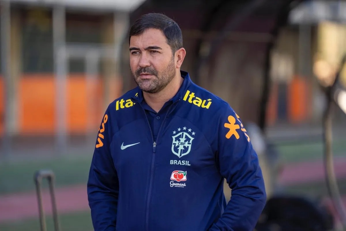 No momento, você está visualizando Daniel Vasconcelos chefiará seleção em amistosos na Coreia do Sul e Japão