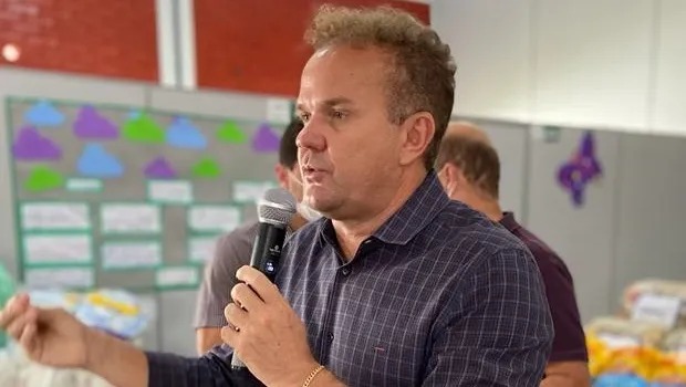 Leia mais sobre o artigo PEC pode garantir terceiro representante de Luziânia na Alego