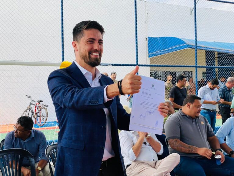 Leia mais sobre o artigo Valparaíso de Goiás recebe Café da Manhã da Melhor Idade; governo anuncia R$ 3,4 mi para saúde e infraestrutura