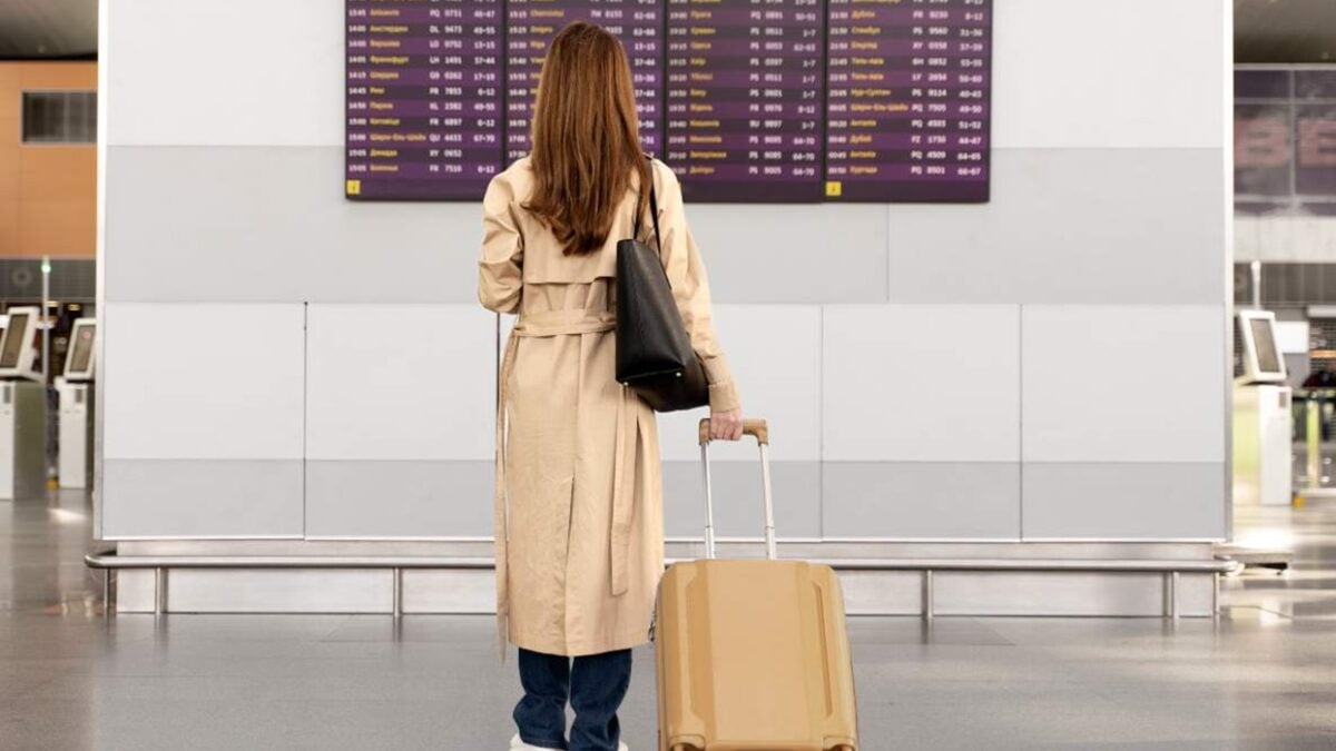 No momento, você está visualizando Proibição de cobrança por bagagem de mão avança com urgência na Câmara