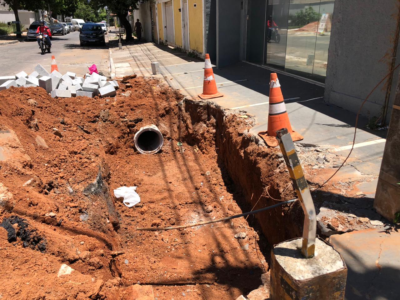 No momento, você está visualizando Prefeitura de Goiânia inicia obras de drenagem e recapeamento no Corredor T-7 e Parque Flamboyant