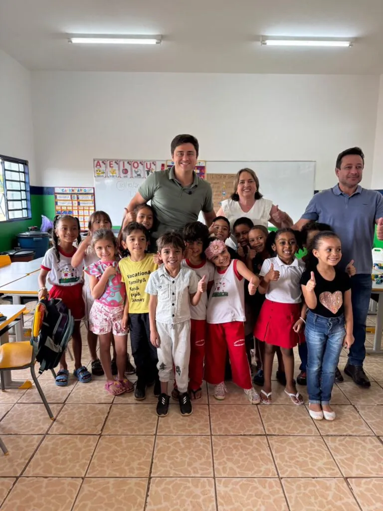 Leia mais sobre o artigo Gestão Diego Sorgatto entrega reformas em três escolas municipais de Luziânia