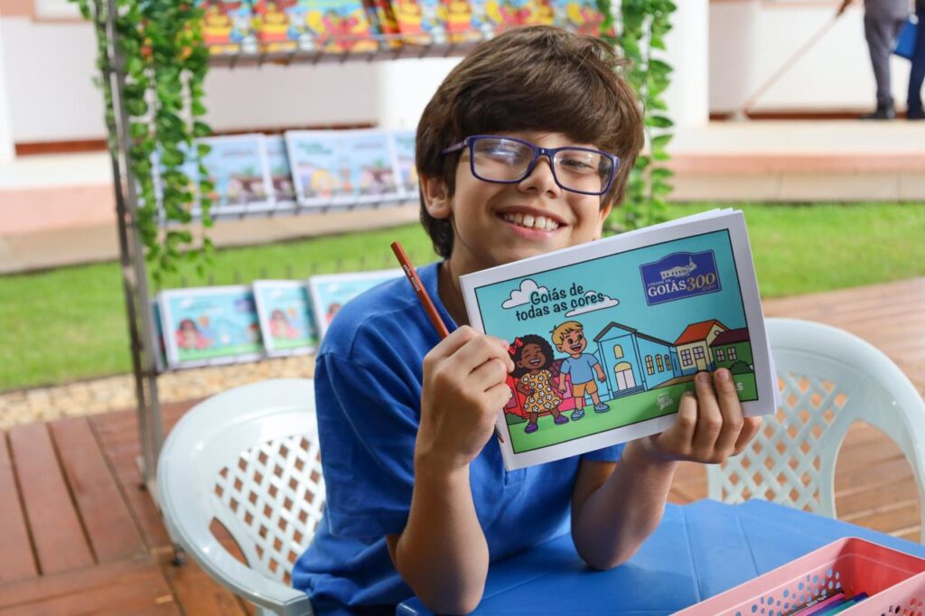 No momento, você está visualizando É mais conhecimento chegando aos jovens goianos! CineLeitura do Bem leva cultura e educação a 120 municípios