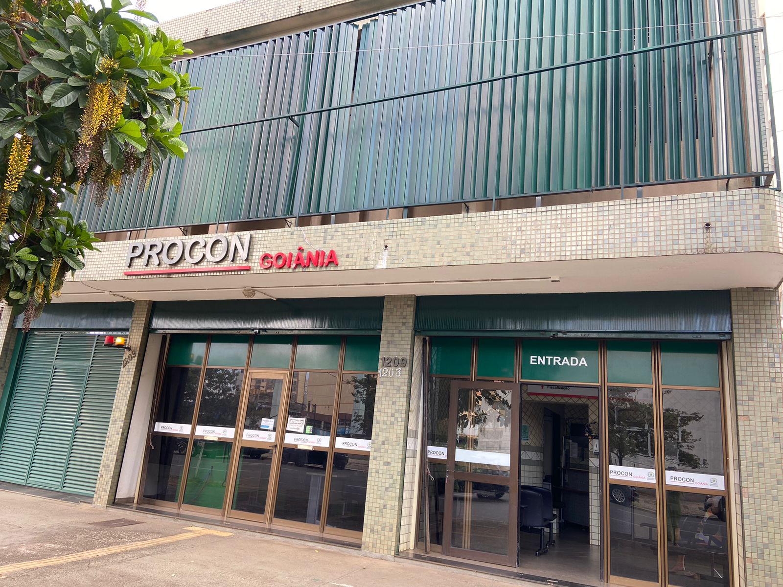 No momento, você está visualizando Procon Goiânia lista preços e pacotes pagos para Réveillon na capital