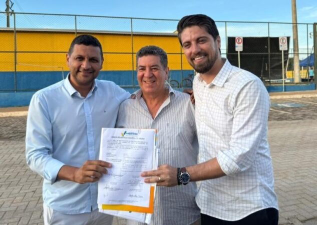 Valparaíso inicia troca do piso da Praça do Jardim Céu Azul com investimento de R$ 124,3 mil