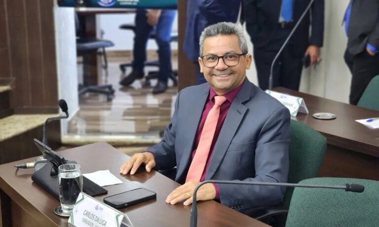 Leia mais sobre o artigo Carlos da Liga propõe fiscalização do transporte coletivo em Luziânia para melhorar atendimento a idosos