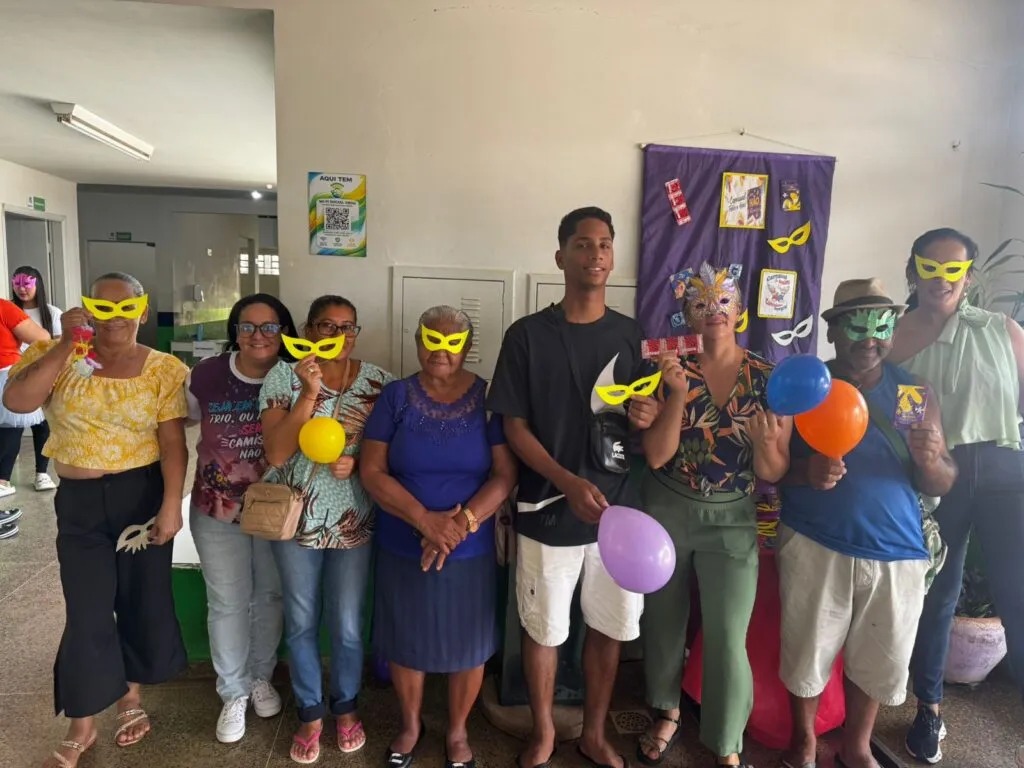 No momento, você está visualizando Cais de Luziânia promove carnaval consciente com pacientes e servidores