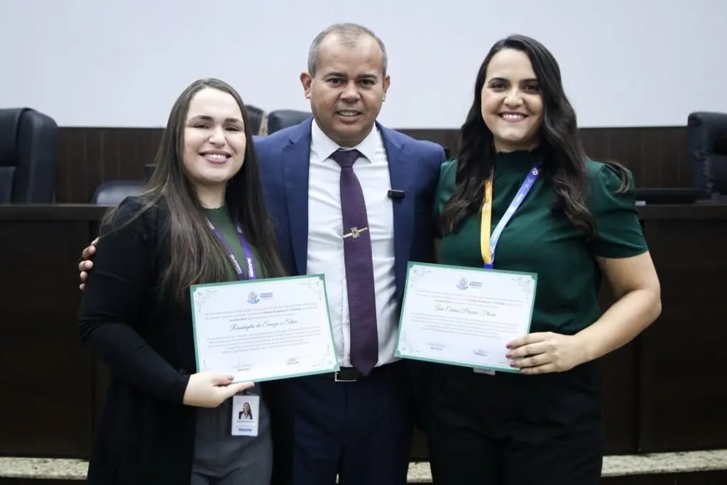 No momento, você está visualizando Câmara de Luziânia realiza sessão solene de reconhecimento a cidadãos e instituições