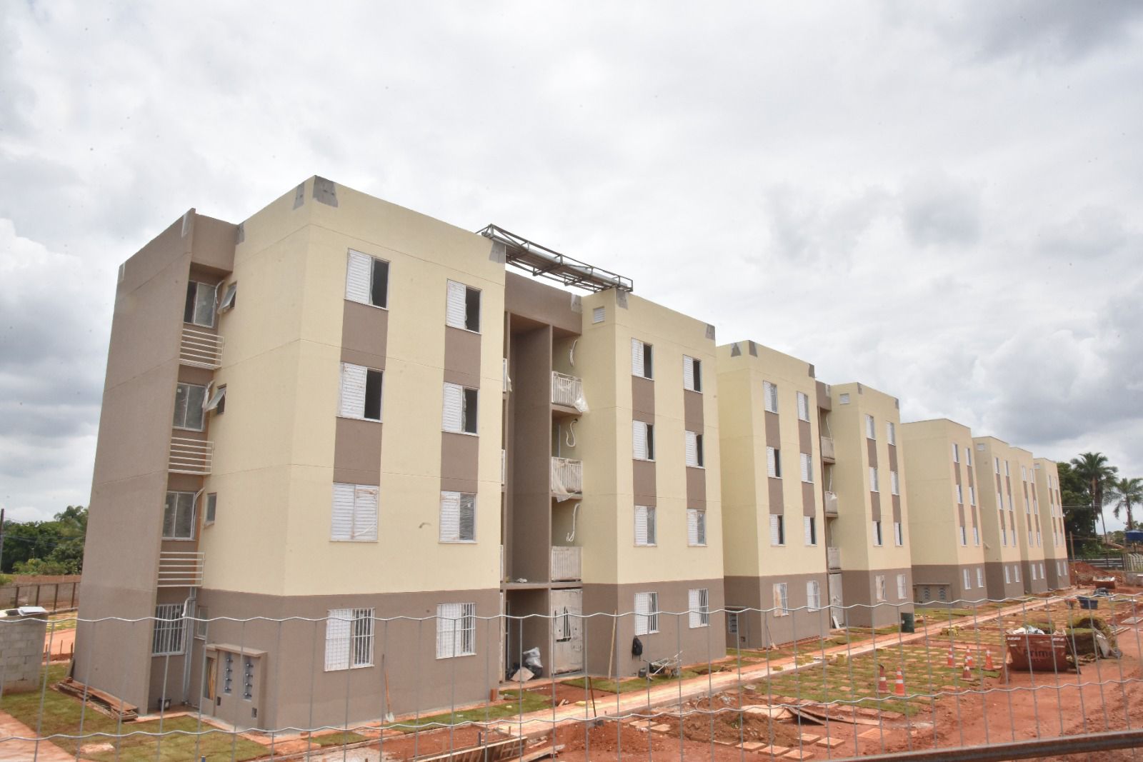 No momento, você está visualizando Lista com os nomes dos titulares das famílias selecionadas para os 768 apartamentos a custo zero é divulgada