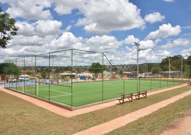 Prefeitura de Aparecida entrega nova praça no Jardim Tiradentes no antigo campão da Baixada Black