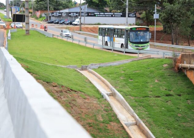 Trânsito na nova ponte da Avenida Uirapuru será liberado no próximo final de semana