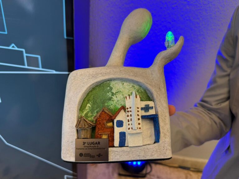 Leia mais sobre o artigo VALPARAÍSO CONQUISTA 3º LUGAR EM PRÊMIO ESTADUAL DE EMPREENDEDORISMO E INOVAÇÃO PÚBLICA