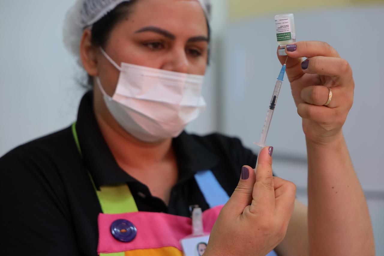 No momento, você está visualizando Prefeitura de Aparecida intensifica vacinação escolar para crianças e adolescentes até 19 anos