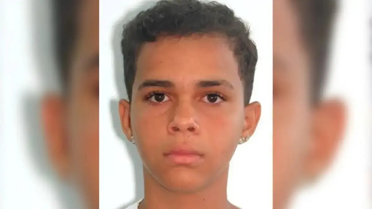 No momento, você está visualizando **Mãe e filho vão a júri por morte de estudante de 14 anos em frente a colégio de Anápolis**