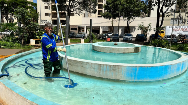 Leia mais sobre o artigo Comurg intensifica manutenção especializada em 23 espelhos d’água de Goiânia para preservar patrimônio e combater dengue