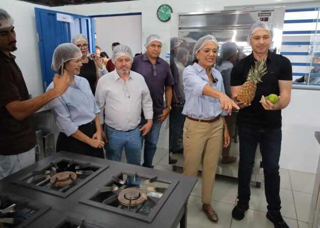 Prefeitura de Aparecida entrega reforma da Escola Municipal Cidade Vera Cruz I e investe R$ 2,39 milhões na educação
