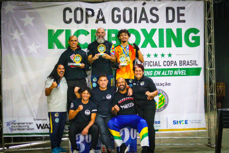 Leia mais sobre o artigo COPA GOIÁS DE KICKBOXING REÚNE MAIS DE 100 ATLETAS EM VALPARAÍSO E REFORÇA CIDADE COMO REFERÊNCIA NO ESPORTE
