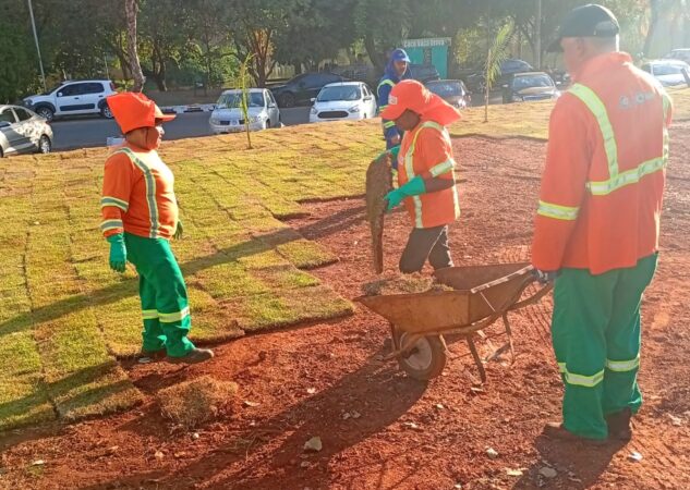 Prefeitura de Goiânia transforma terreno baldio de quase 7 mil m² em frente ao Parque Vaca Brava com novo paisagismo