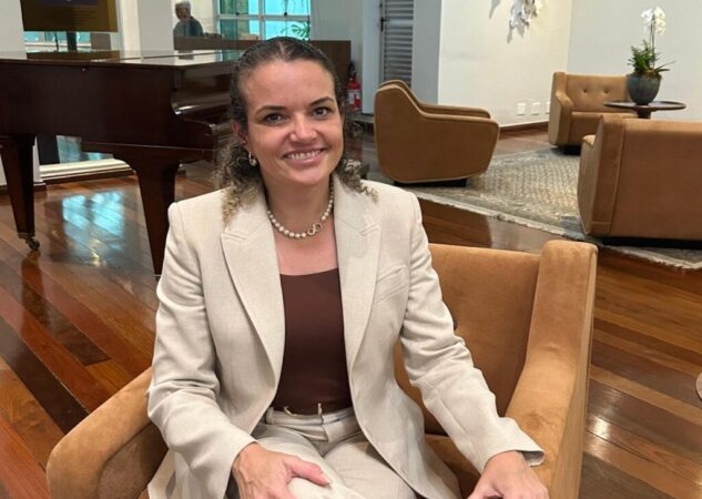 Prefeitura de Goiânia apresenta pacote de benefícios para servidores da Educação