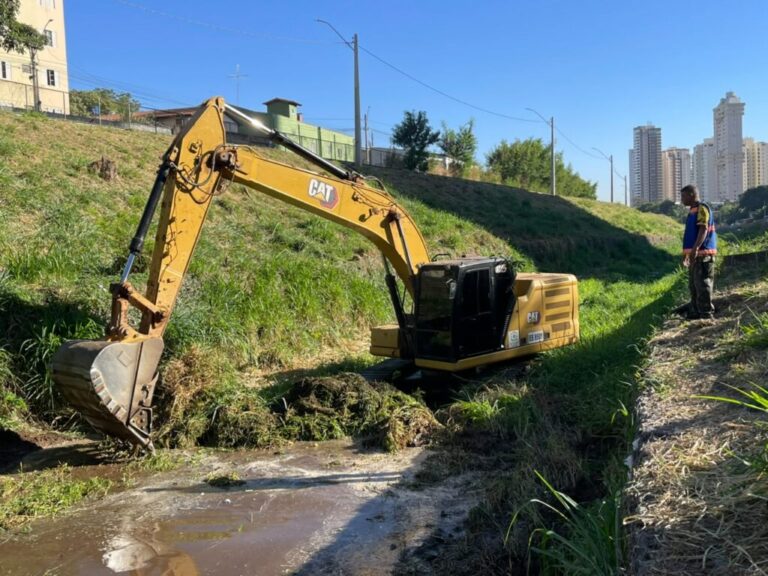Leia mais sobre o artigo Goiânia inicia força‑tarefa de limpeza no Córrego Botafogo