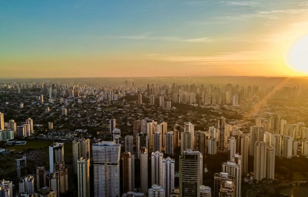 No momento, você está visualizando Goiânia alerta para riscos à saúde durante calor intenso e baixa umidade